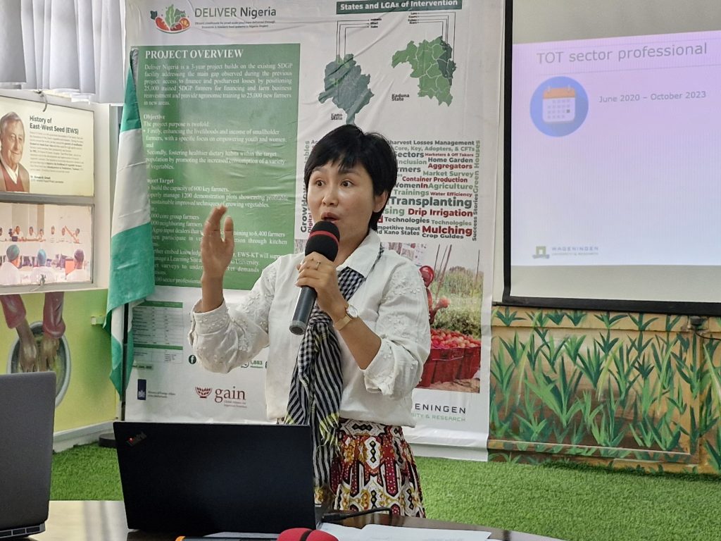 Senior Trainer Diep Bich Phan, from Wageningen University & Research, speaking about the training-of-trainers component of the SDGP project.