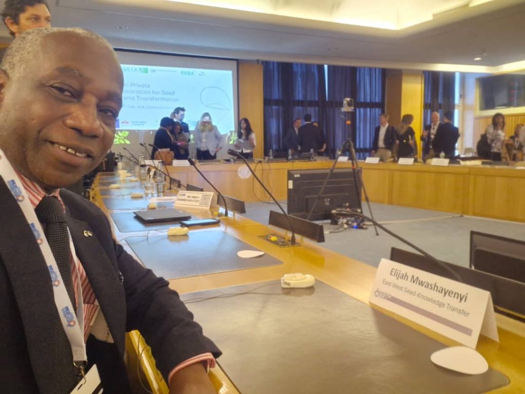 Elijah Mwashayenyi, EWS-KT Head of Knowledge Transfer for Africa, ready to participate as a side-event reflector at the 2nd UN Food Systems Summit Stocktake (UNFSS+4).