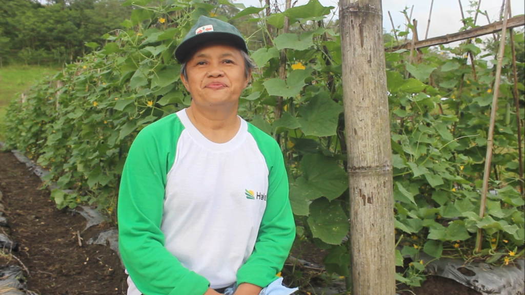 Filipino farmer Leah Salvaleon at her farm.